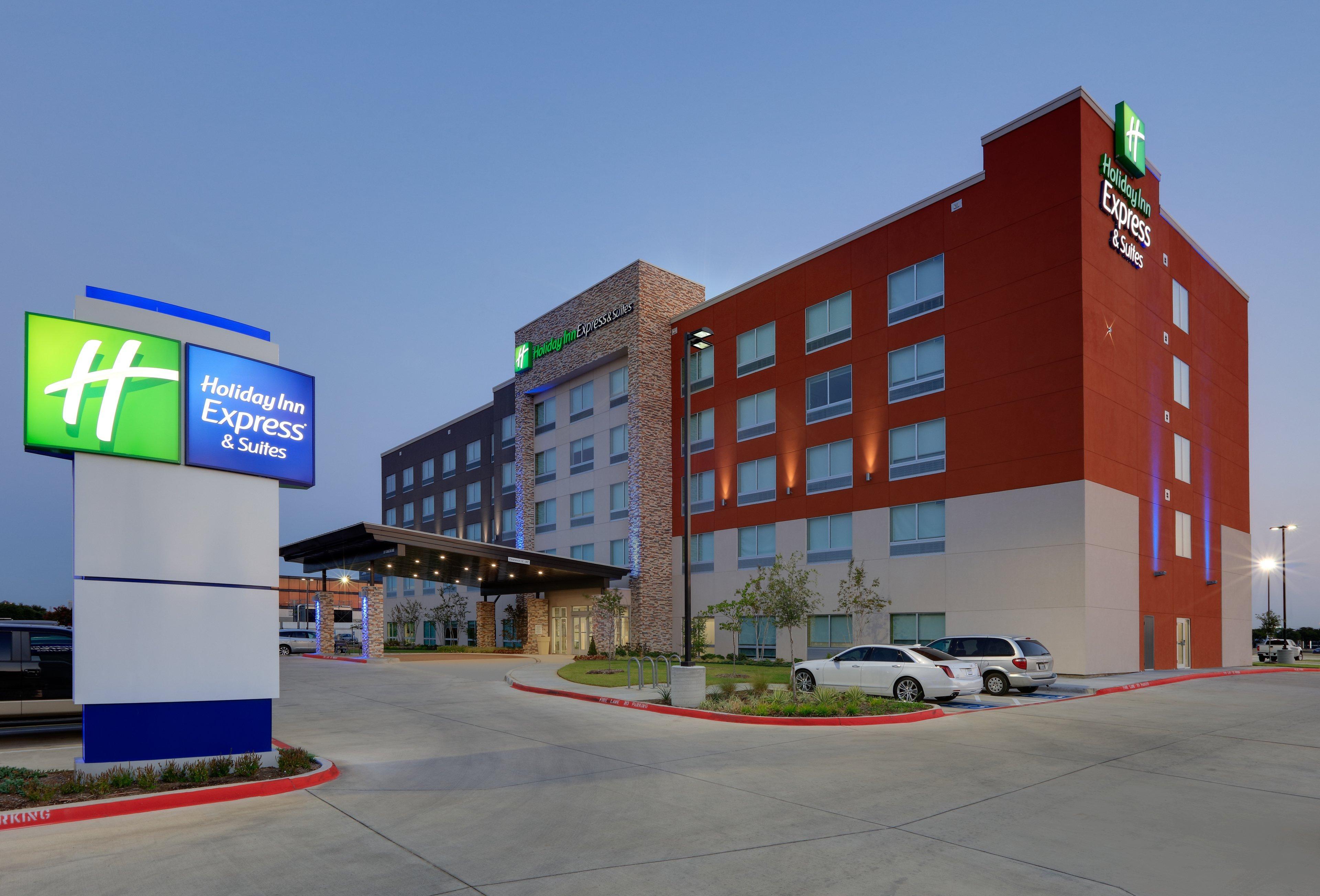 Holiday Inn Express & Suites - Dallas Nw Hwy - Love Field By Ihg מראה חיצוני תמונה