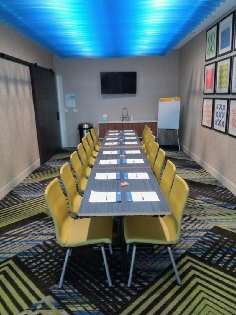 Holiday Inn Express & Suites - Dallas Nw Hwy - Love Field By Ihg מראה חיצוני תמונה