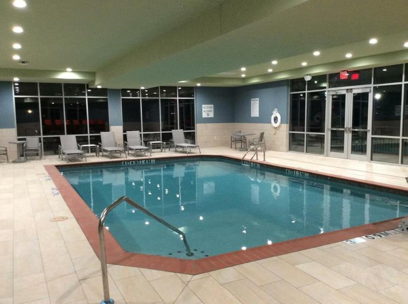 Holiday Inn Express & Suites - Dallas Nw Hwy - Love Field By Ihg מראה חיצוני תמונה